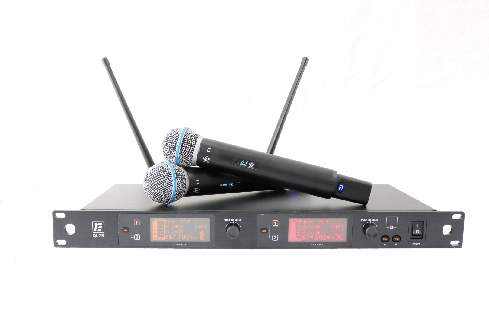 RFIntell QL7R/T1-B 720,500-754,000 МГц 2-канальная радиосистема с 2-мя ручными микрофонами в Пскове