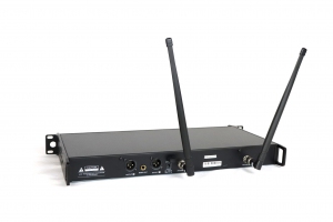 RFIntell QL7R/T1-B 720,500-754,000 МГц 2-канальная радиосистема с 2-мя ручными микрофонами в Пскове